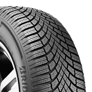 Bridgestone BLIZZAK LM005 225/55R18