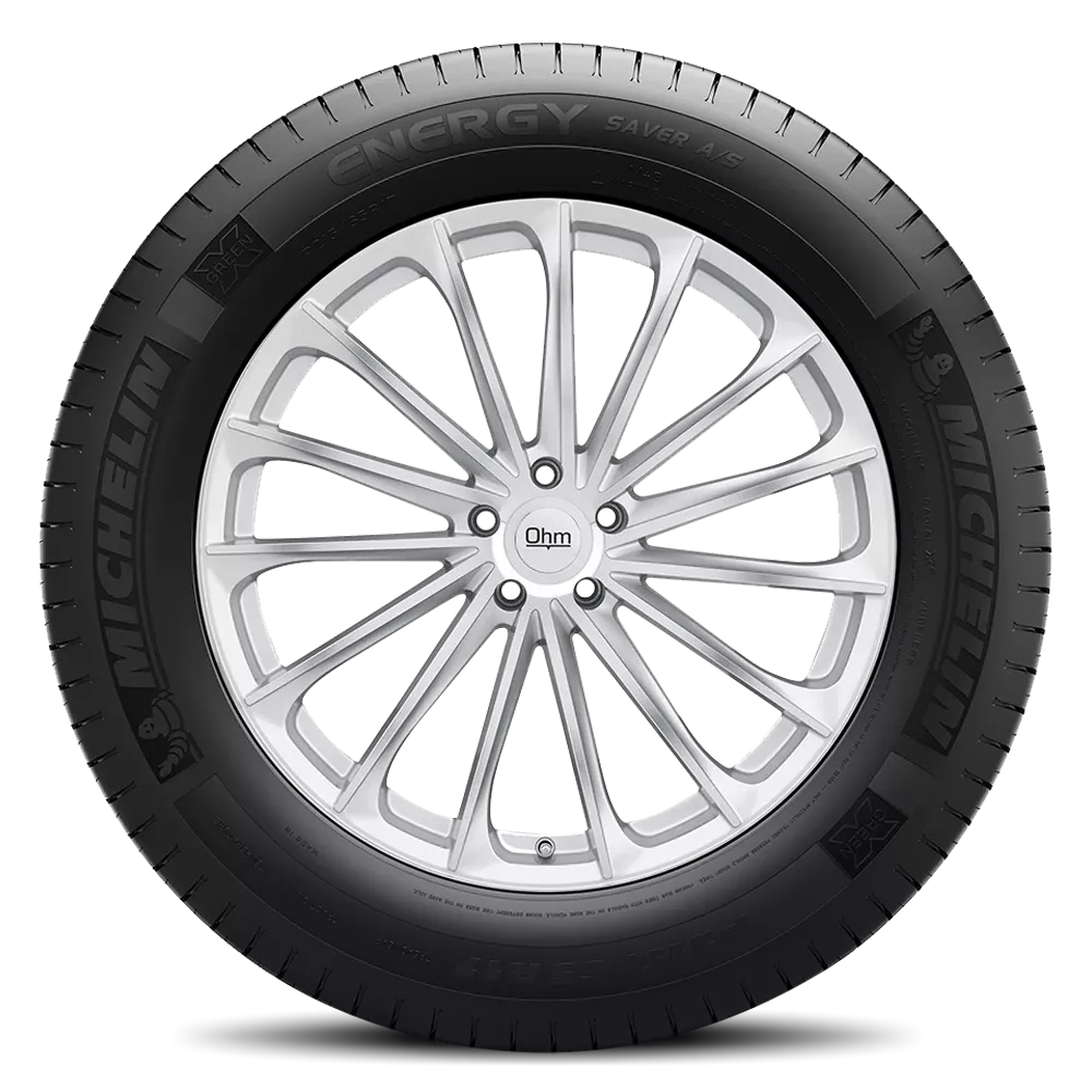 Michelin ENERGY SAVER A/S 215/65R17