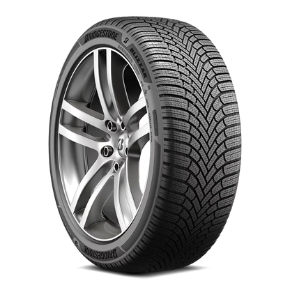 Bridgestone BLIZZAK 6 255/40R21