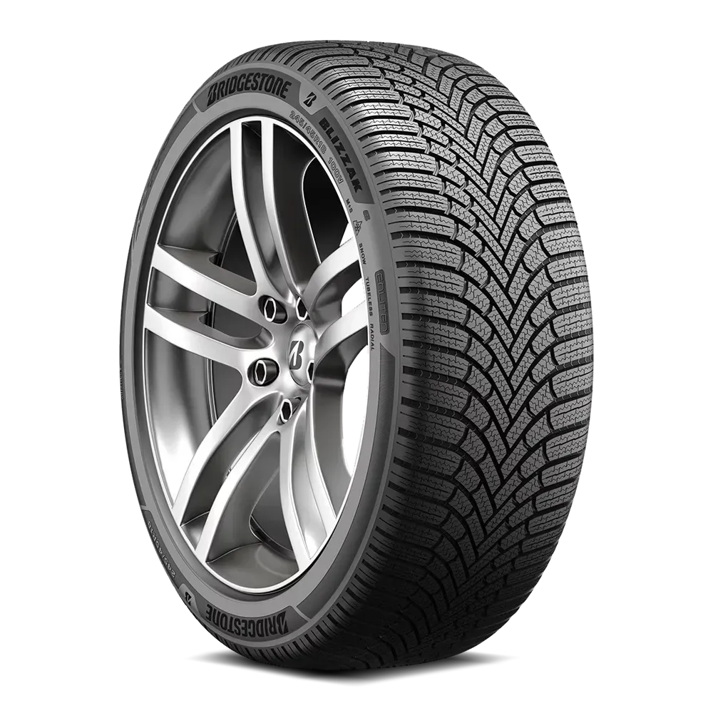 Bridgestone BLIZZAK 6 235/45R18